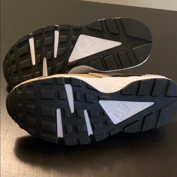 womens nike huarache leopard print